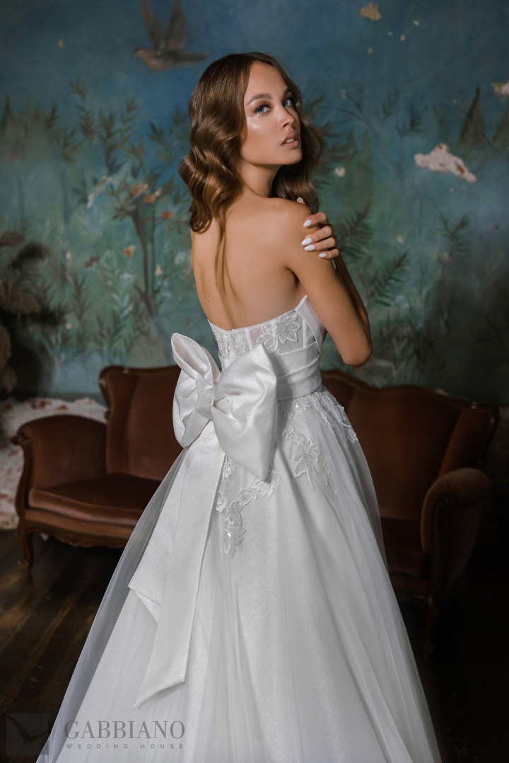 Свадебное платье Диляра А-силуэт, Блестящие, Открытые