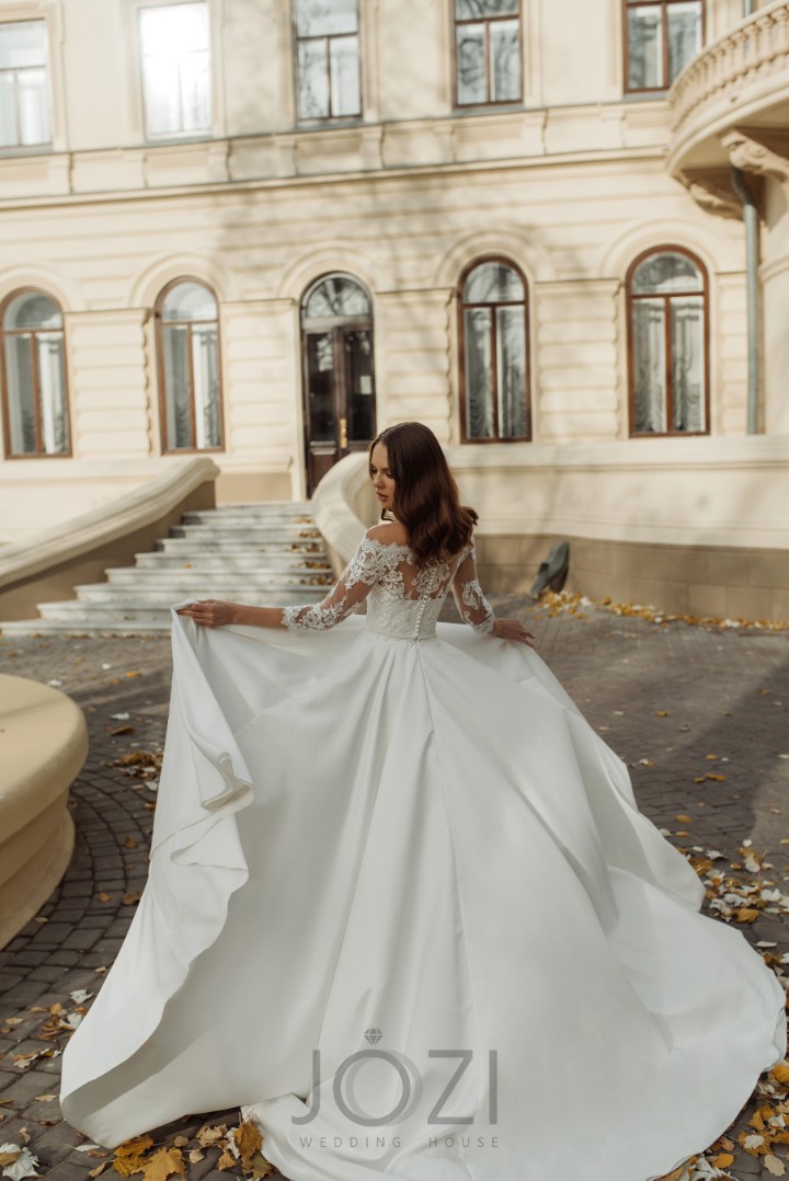 Зарина (Зарина DSC_2845-12) от свадебного салона Gabbiano в Казани