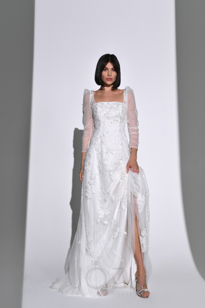 Свадебное платье Анаит А-силуэт, 2022 год, Большие размеры, С рукавами, Со шлейфом
